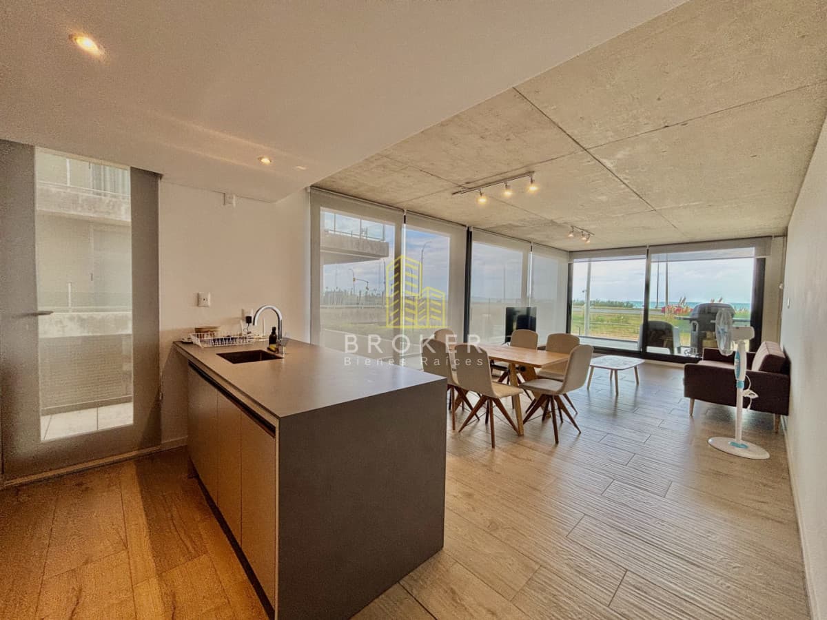 Venta apartamento punta del este 2 dormitorios vista al mar