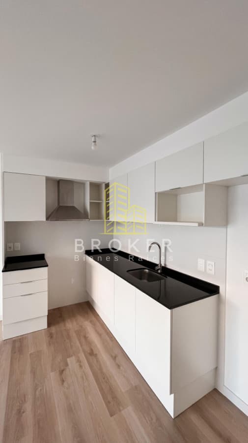 alquiler de apartamento 1 dormitorio 1 baño balcón Cordón Sur