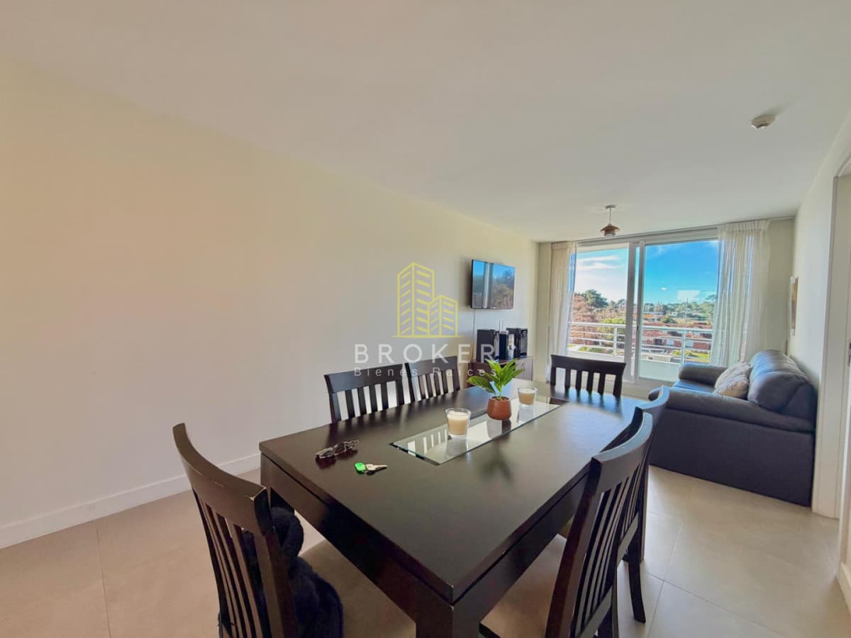Venta apartamento 2 dormitorios Torre Greenlife punta del este