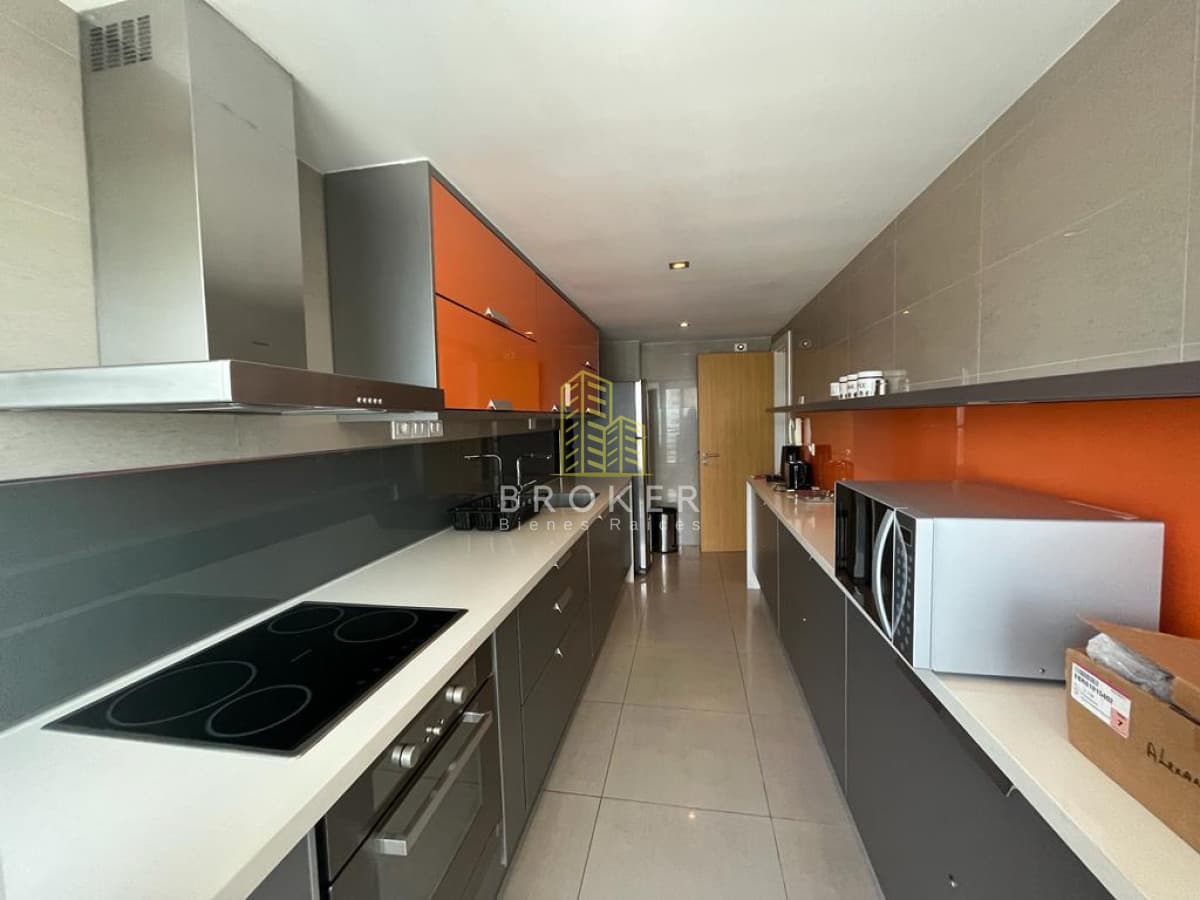 Venta y alquiler de departamento de 3 dormitorios en suite de lujo en mansa
