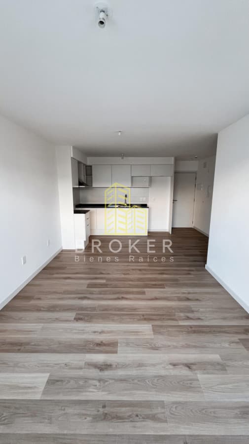 alquiler de apartamento 1 dormitorio 1 baño balcón Cordón Sur