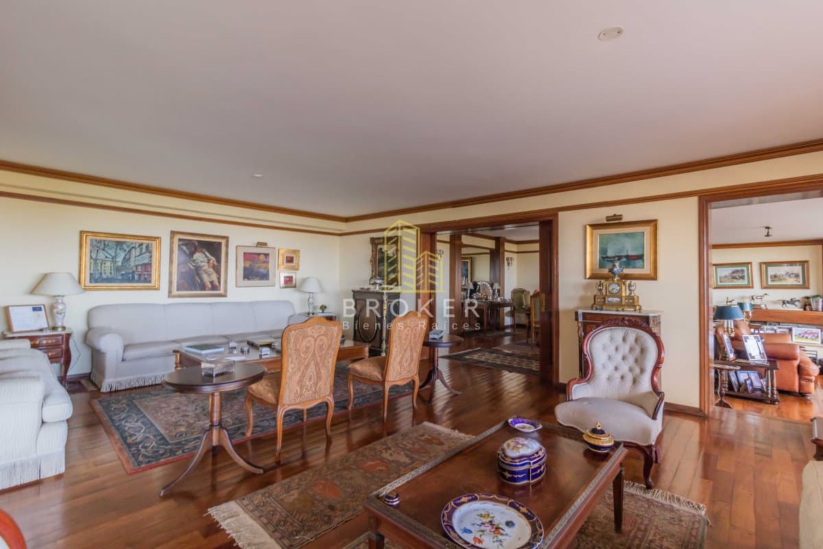 Venta apartamento 5 dormitorios en Punta Carretas, Montevideo Uruguay