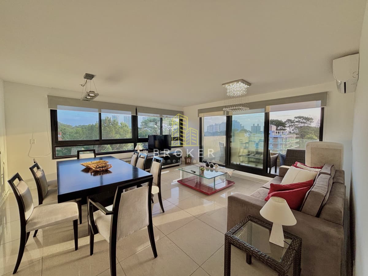 Venta apartamento punta del este mansa 2 dormitorios parrillero