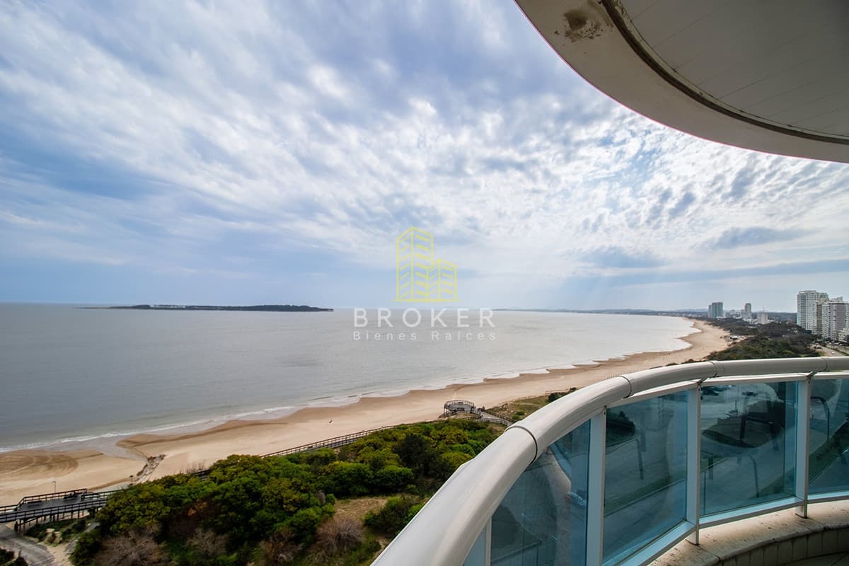 Apartamento en Venta Primera Linea de la Mansa