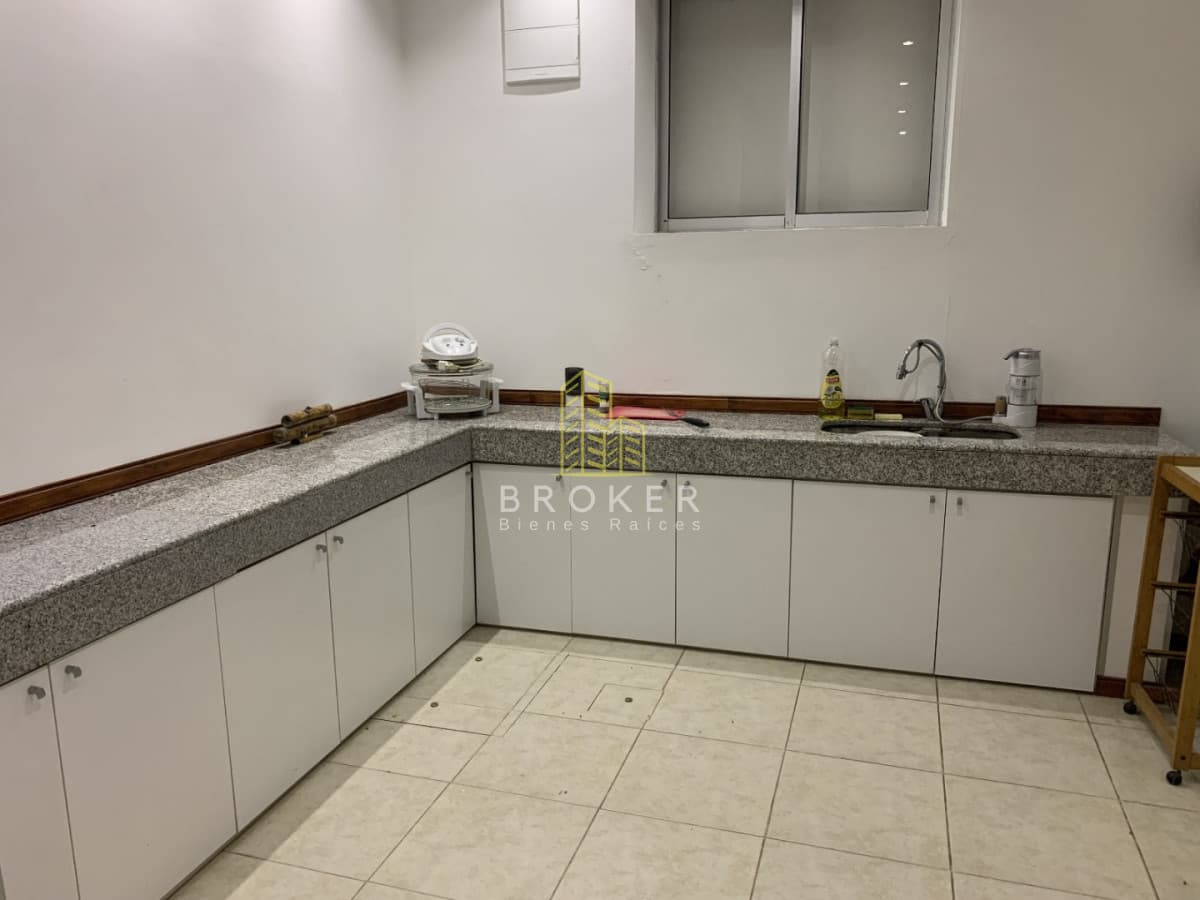 Venta casa 4 dormitorios Punta del Este Pinares.