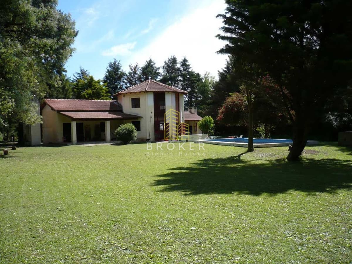Venta Casa Quinta con Pileta en Loma Verde, Escobar