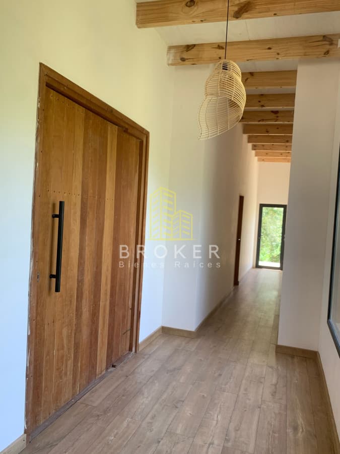 Hermosa casa en alquiler temporario de 2 dormitorios en suite, en El Chorro