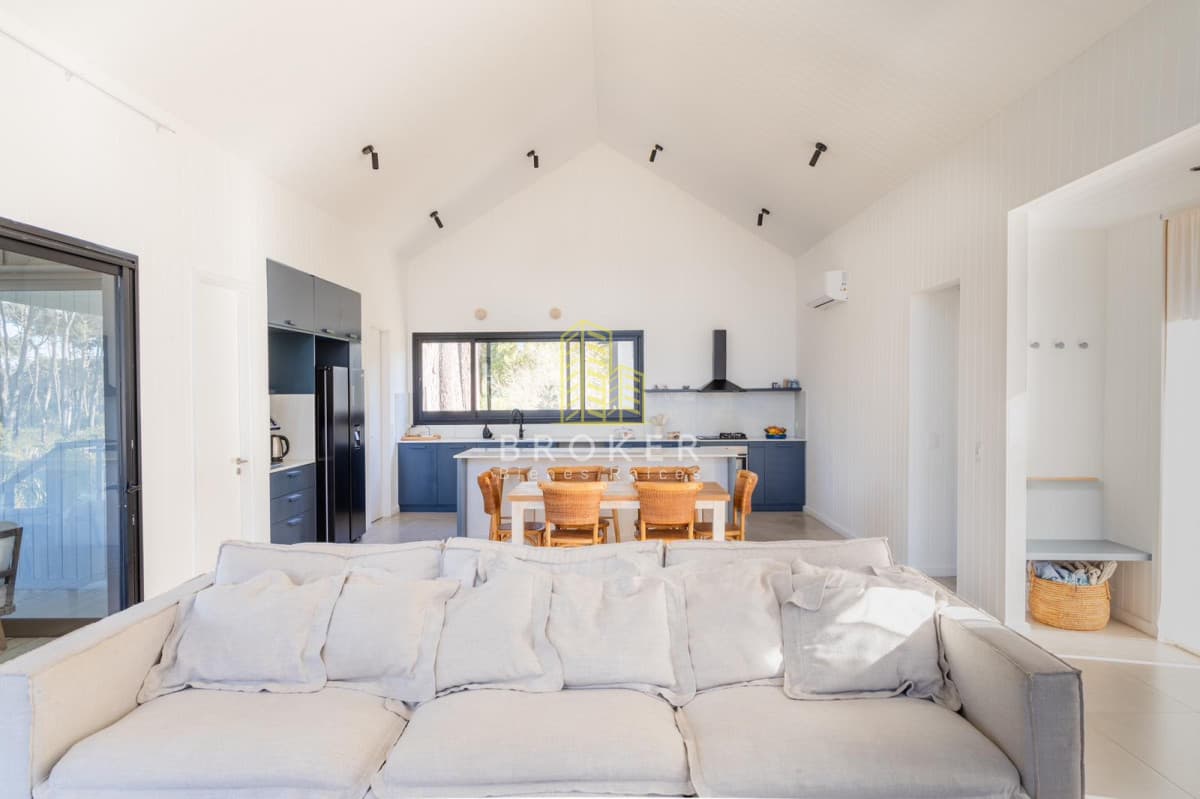 Venta casa barrio privado La Barra Reserva Montoya punta del este