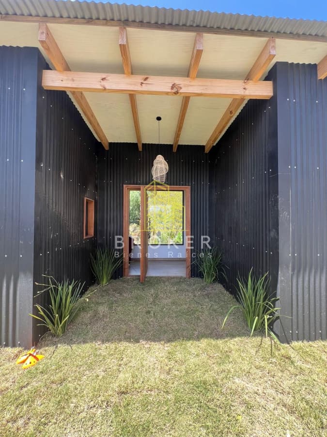 Hermosa casa en alquiler temporario de 2 dormitorios en suite, en El Chorro