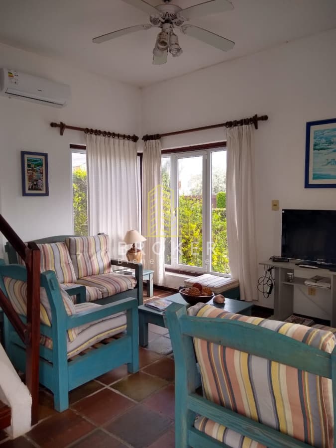 Alquiler de temporada Casa 3 dormitorios La Barra Punta del Este