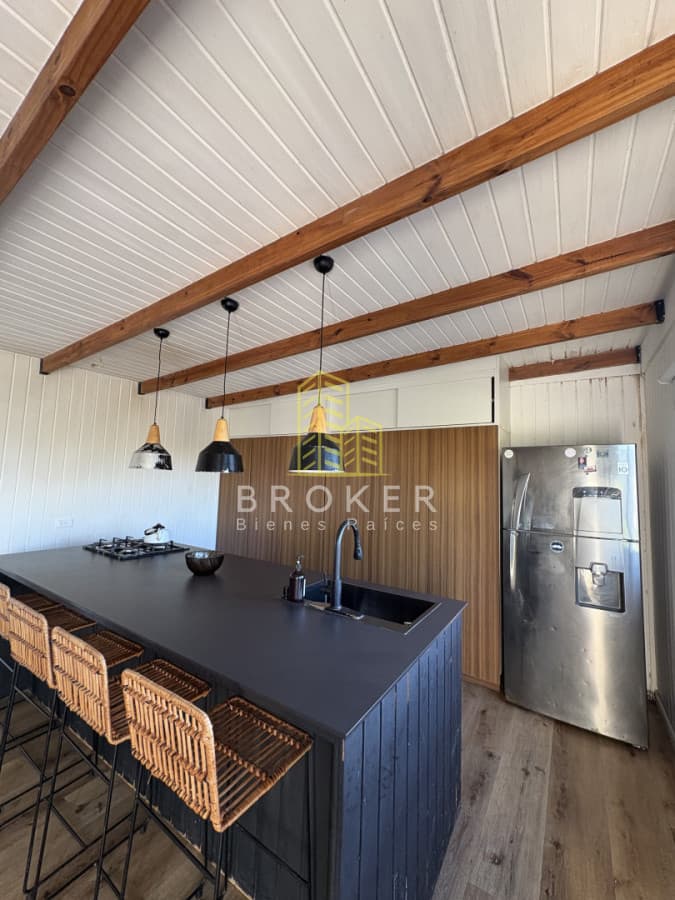 Venta y Alquiler de muy linda casa de 2 dormitorios y 2 baños en miramar acres