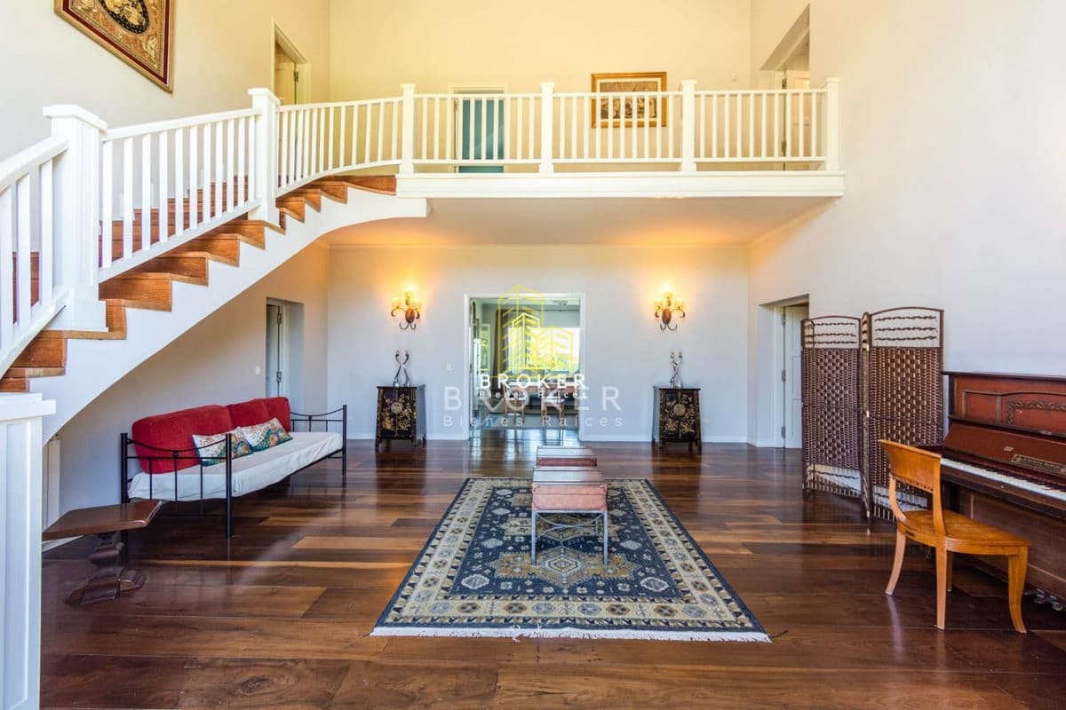 Venta Casa en Playa Mansa Punta del Este, mansión frente al mar
