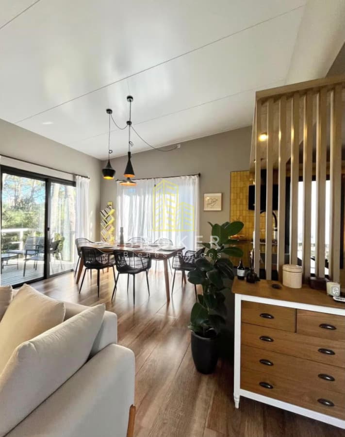 Alquiler de hermosa casa en la barra de 3 dorm y 2 baños