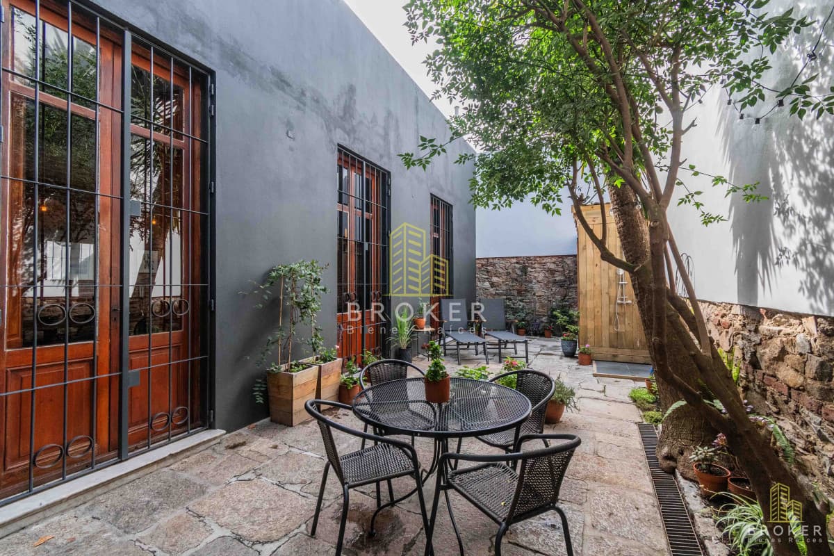 Venta Casa en Parque Rodó reciclada! BROKER Bienes Raices en Exclusiva!