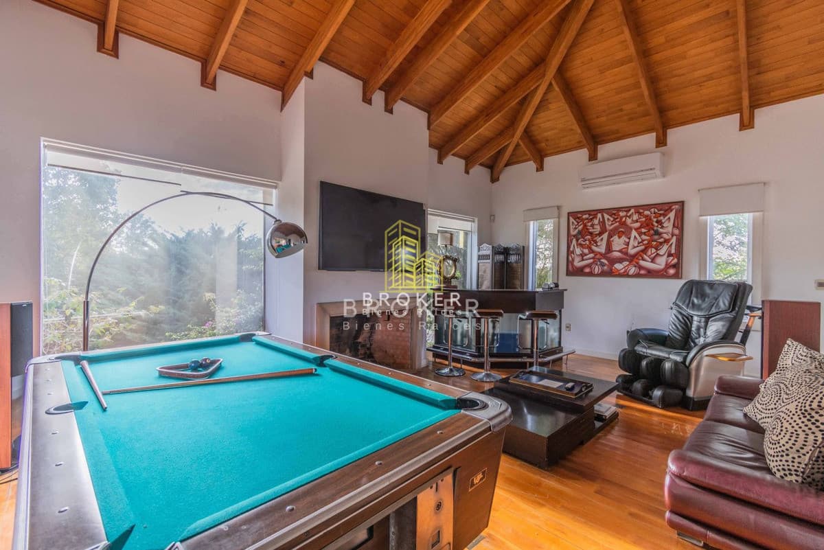 Venta Casa 5 Dormitorios En La Tahona Montevideo