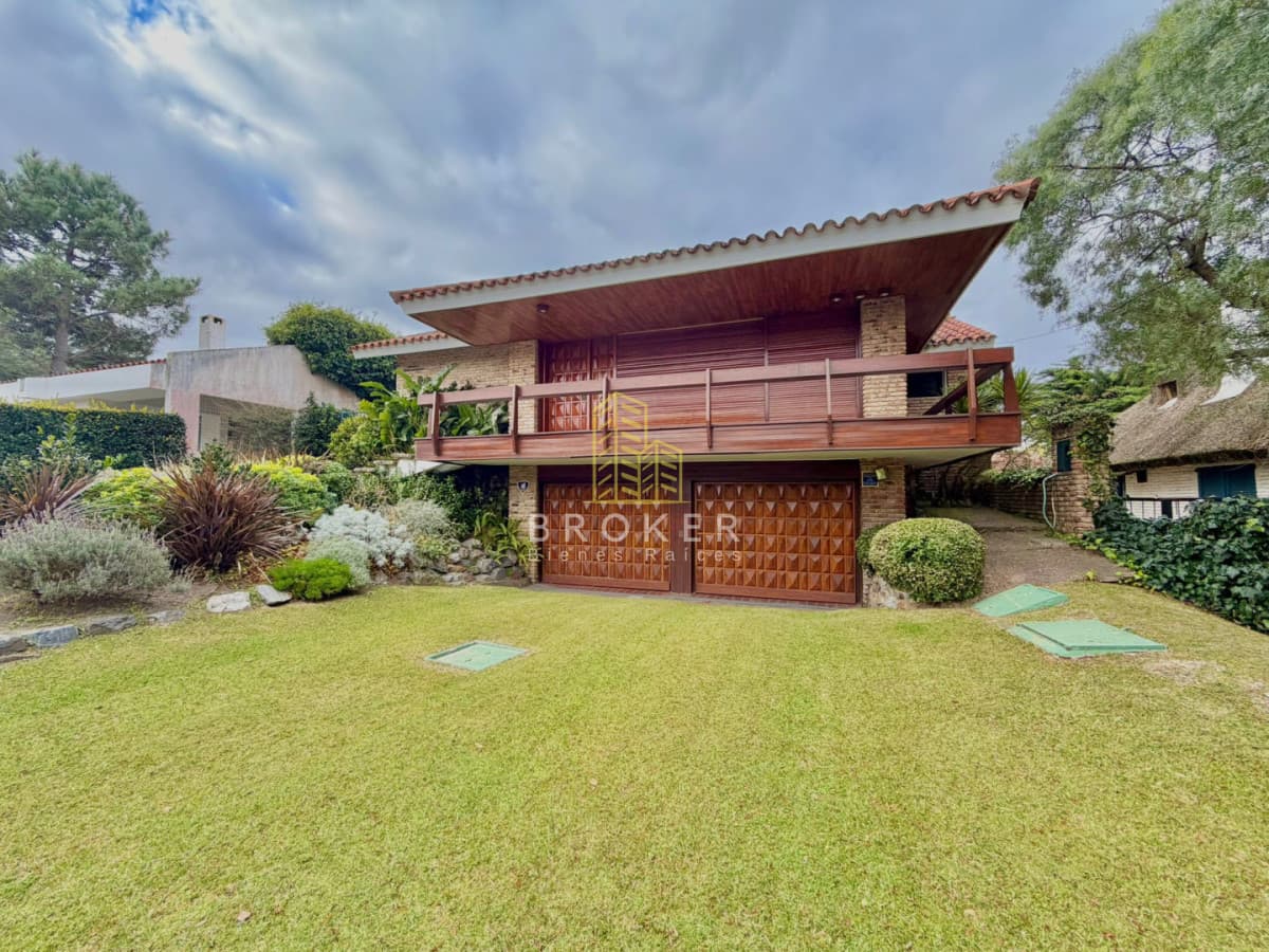 Venta casa 4 dormitorios punta del este mansa