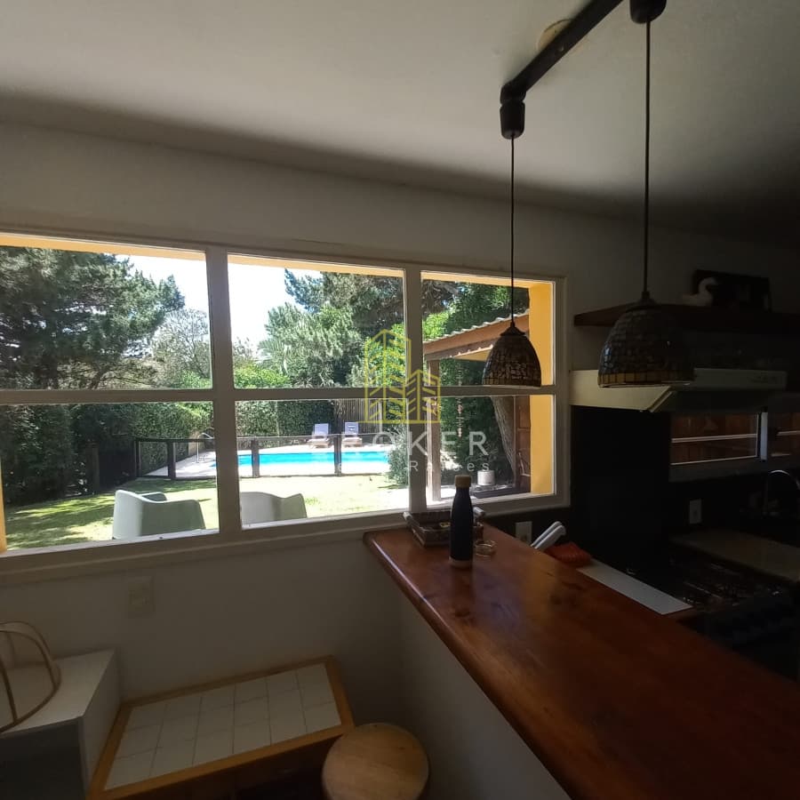 Venta de increible casa con vista al mar en Punta Ballena