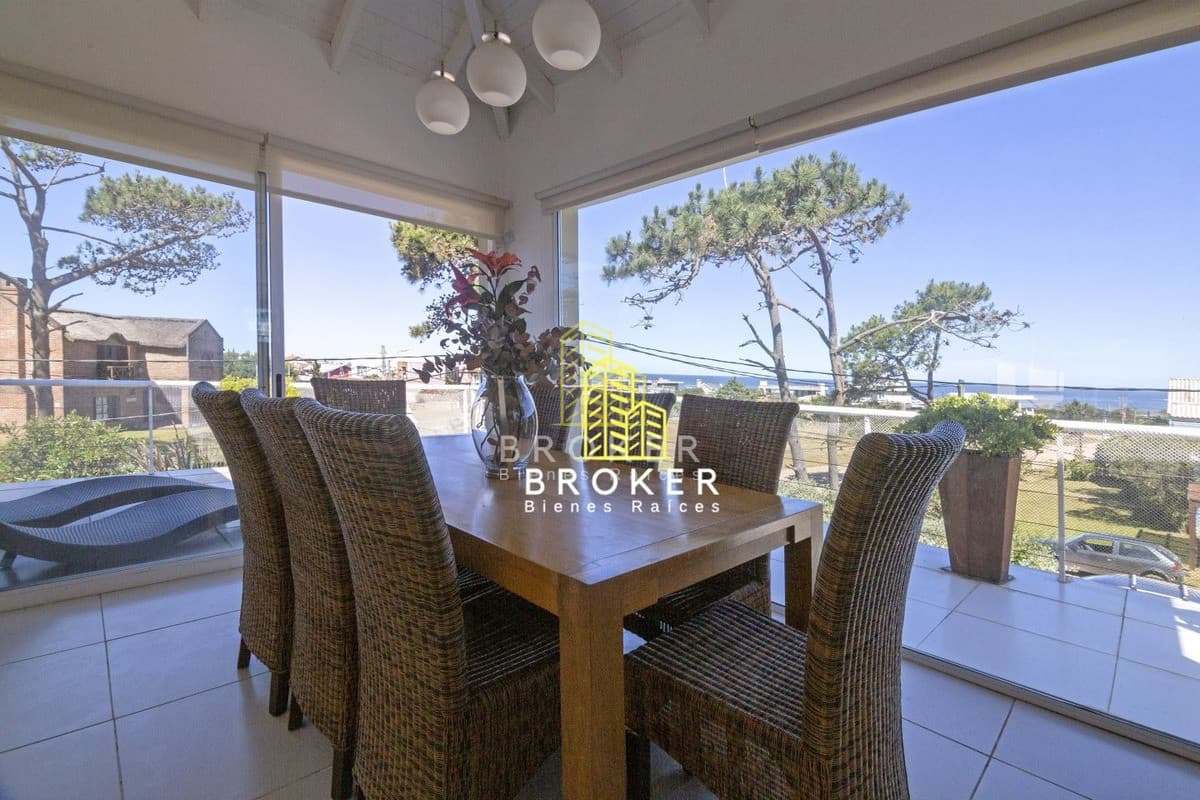 Venta Casa en La Barra Punta del Este, 7 dormitorios