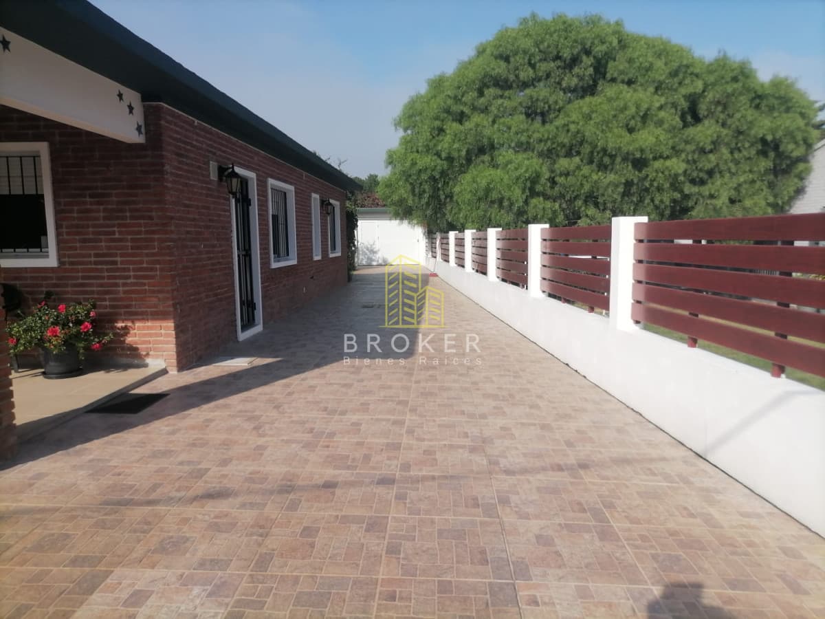 Venta casa 3 dormitorios Punta del Este Pinares