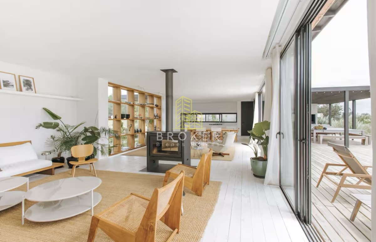 Alquiler Casa de diseño Pueblo Mío Manantiales Punta del Este