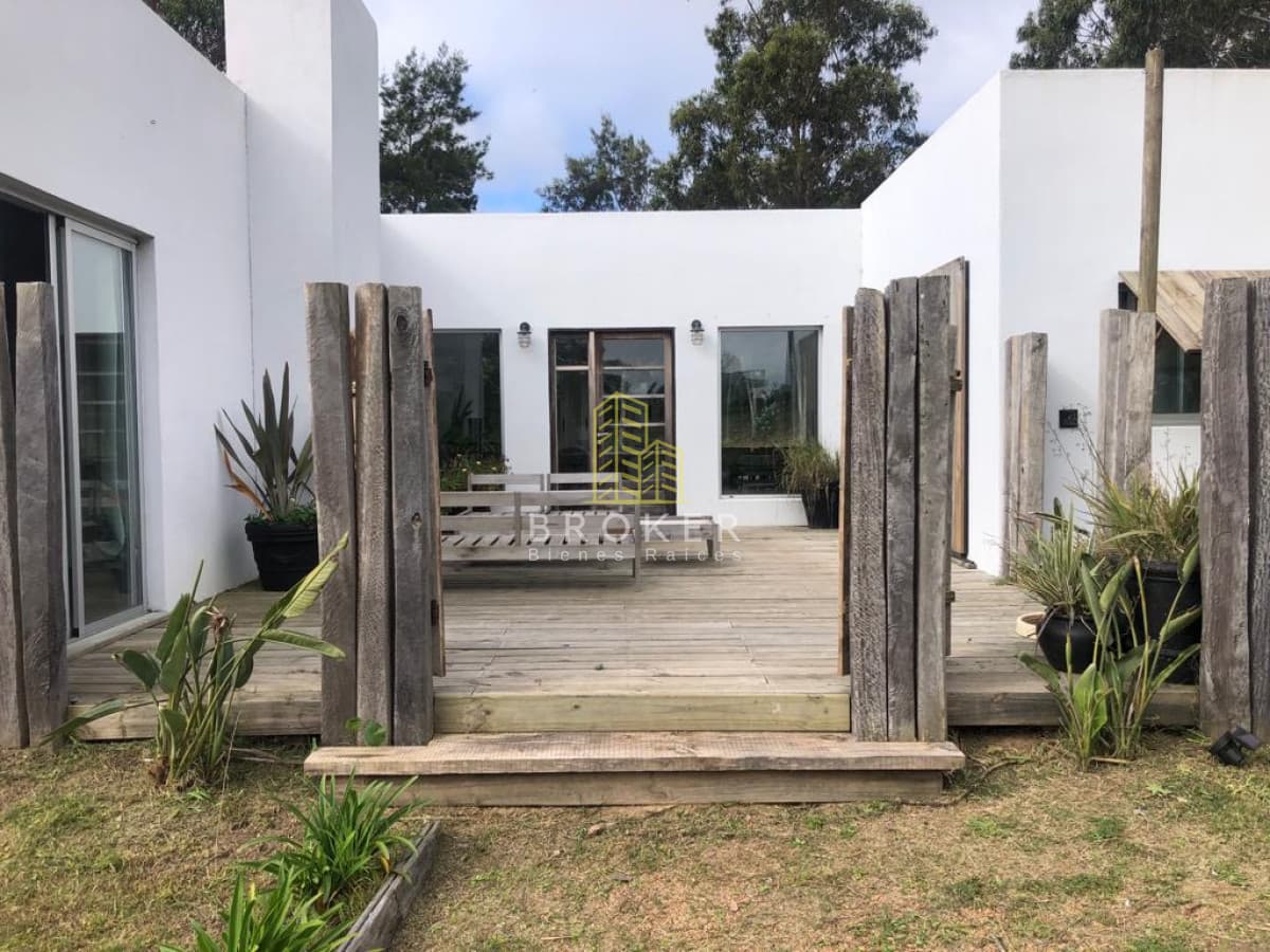 Alquiler Casa barrio privado Punta del Este