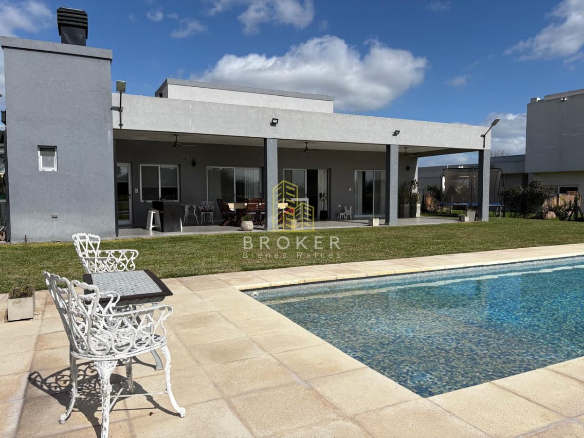 Venta Casa Haras Santa María