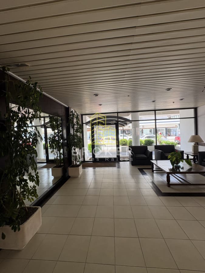Alquiler Temporario Departamento de 1 dormitorio en La Península, Punta del Este