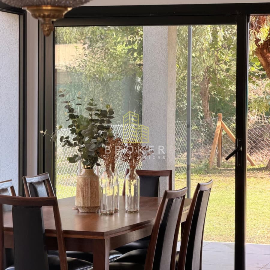 Venta Casa dúplex 4 ambientes