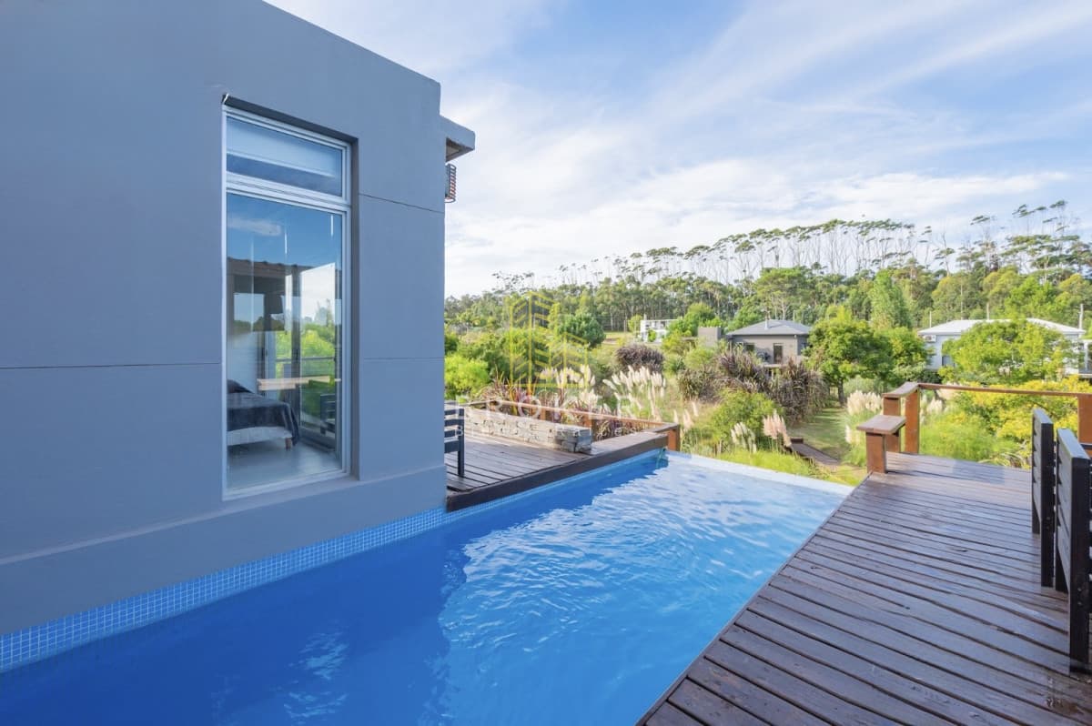 Casa en Venta 3 dormitorios con vista al mar en barrio privado San Vicente, Manantiales