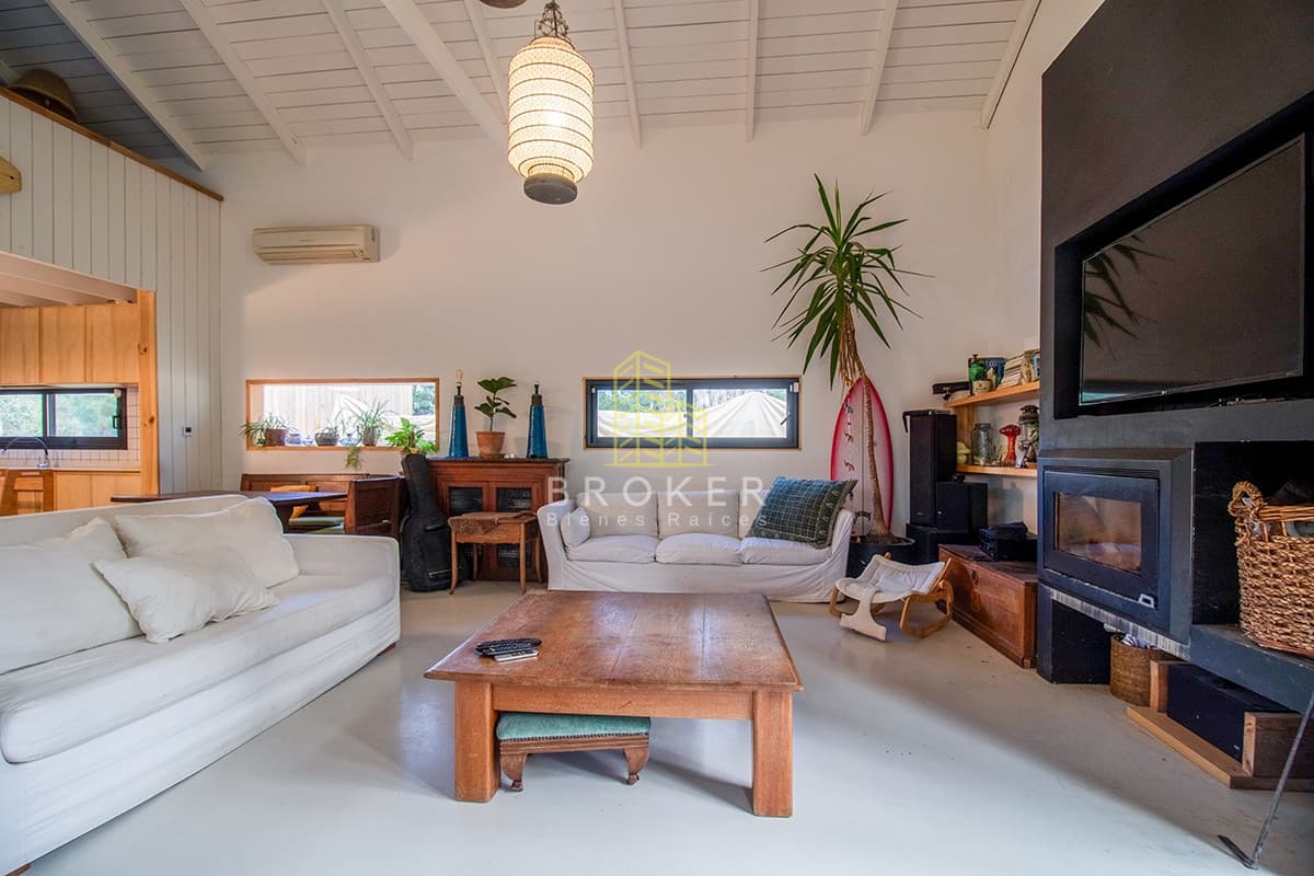 Venta y alquiler de casa de 3 dormitorios en Barra Verde. Punta del Este, Uruguay.