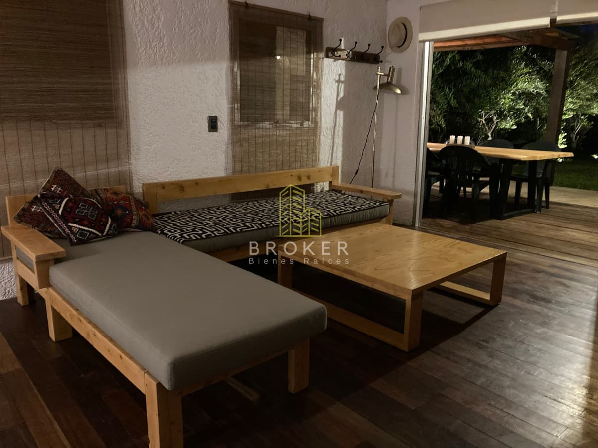 Alquiler de temporada y venta de hermosa Casa en Manantiales!