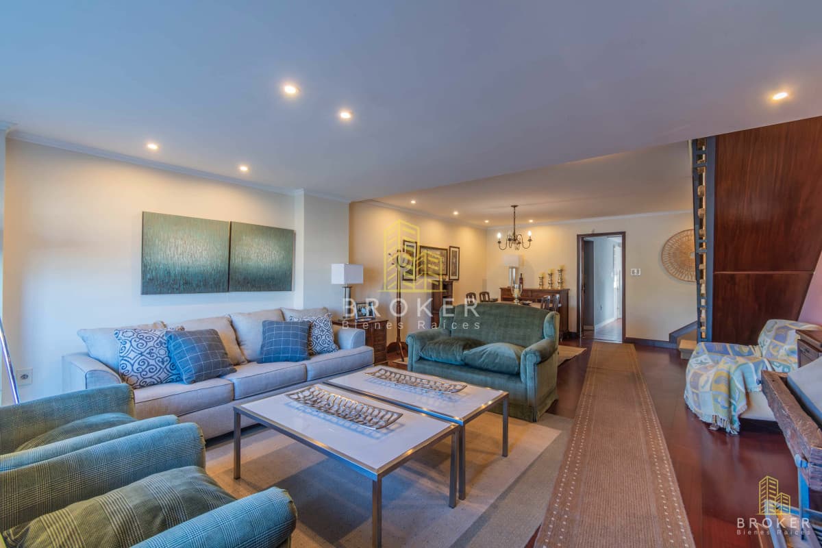 ¡RESERVADA! Casa 3 dormitorios en Punta Gorda con garage