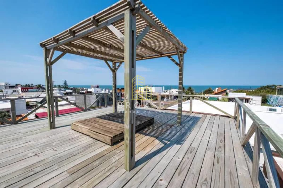 Venta Casa La barra de 4 dormitorios y 4 baños!
