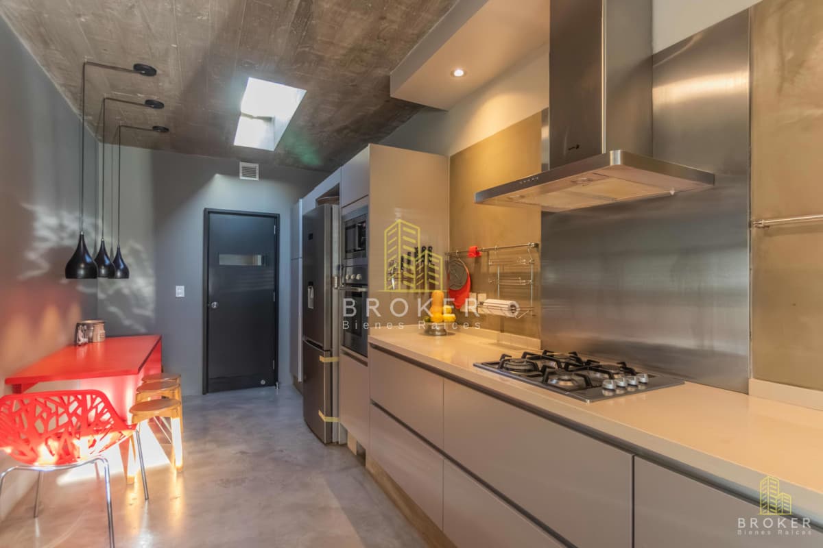 Venta Casa en La Arbolada Barrio Cerrado Punta del Este, 3 Dormitorios y servicio