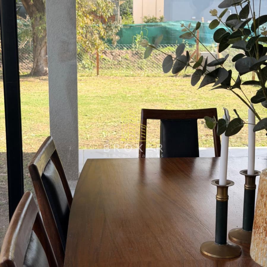 Venta Casa dúplex 4 ambientes