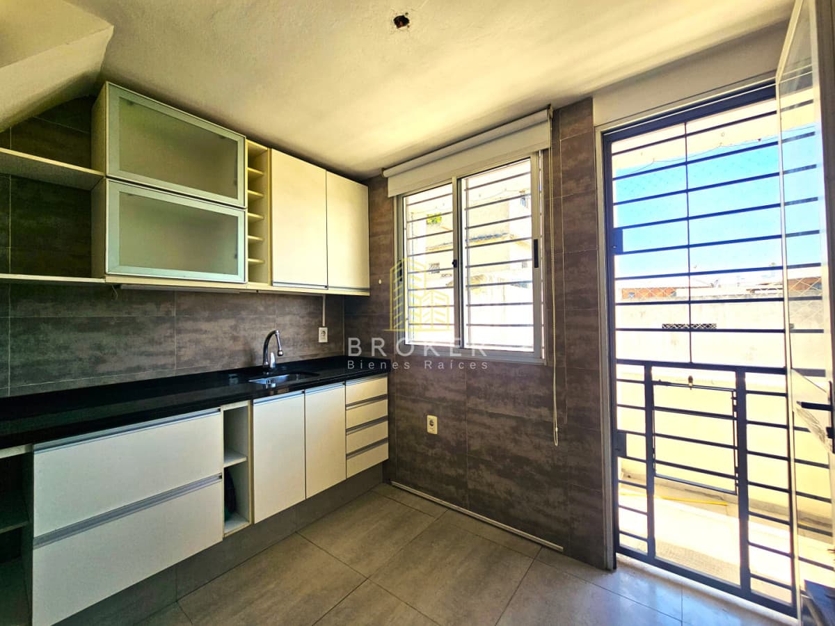 Venta casa 4 dormitorios Aguada