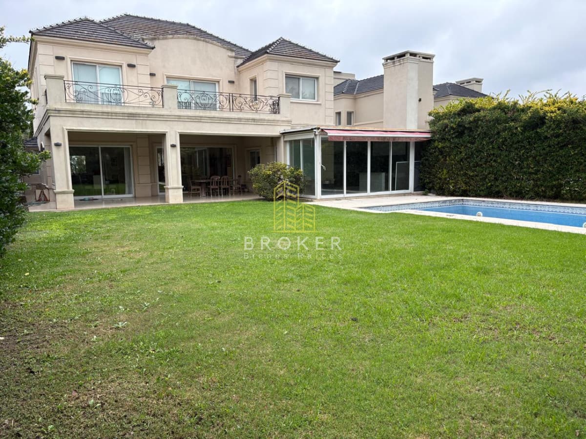 Venta Casa Barrio Septiembre