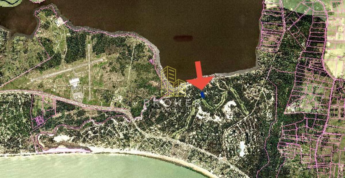 Venta de Terreno con mejoras en Club del Lago Punta Ballena