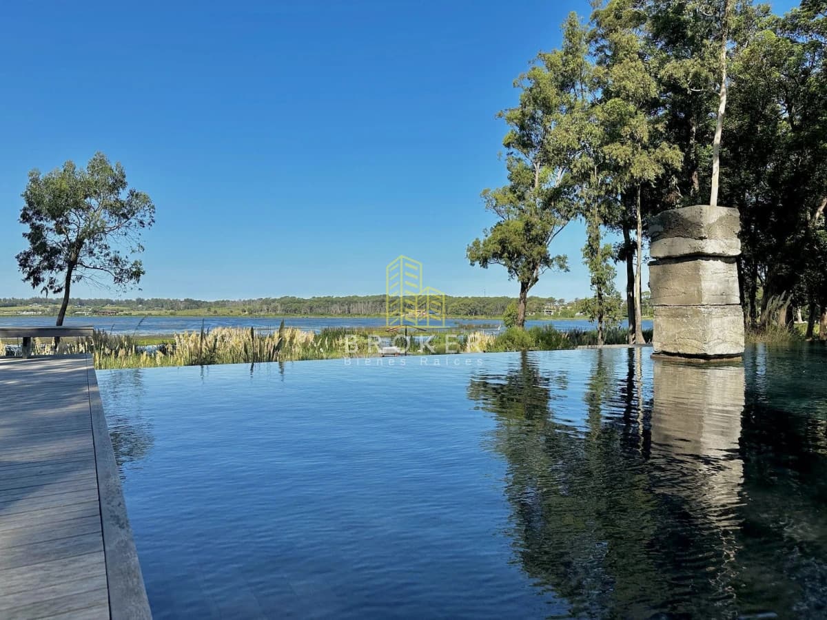Venta terreno punta del este la barra Montoya 