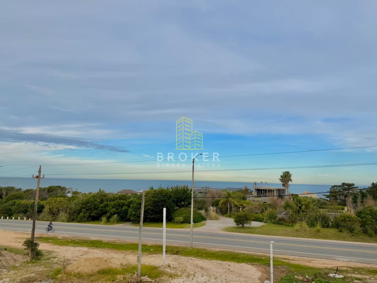 Venta terreno La Barra Punta Piedras vista al mar