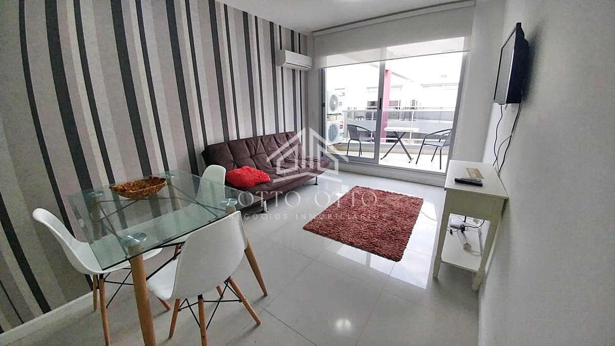 Se vende Apartamento en Peninsula de  Punta del Este! 1 dormitorio
