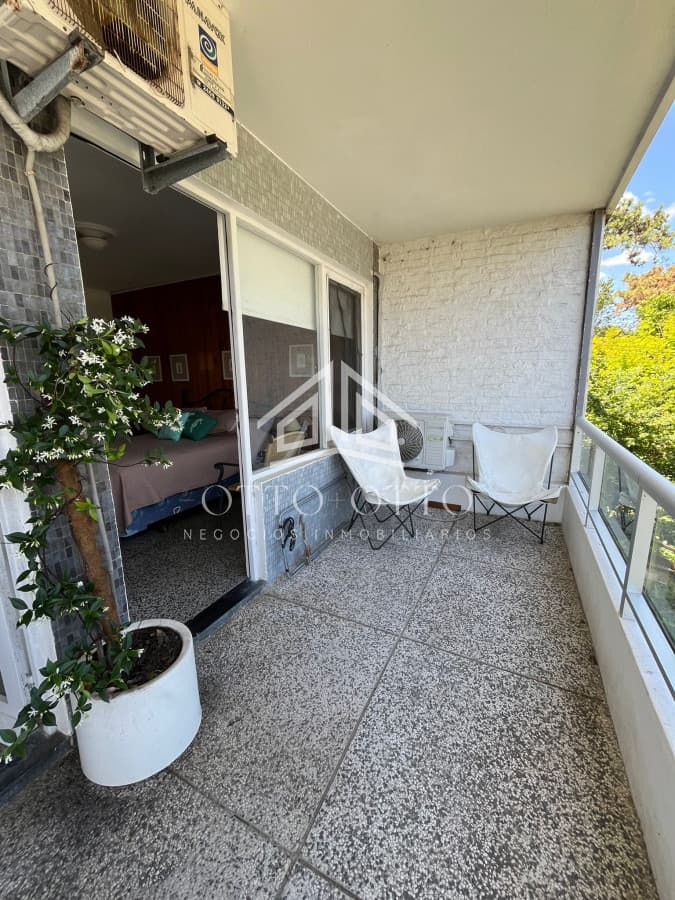 ALQUILER TEMPORAL APARTAMENTO 1 DORMITORIO EN PLAYA MANSA PUNTA DEL ESTE
