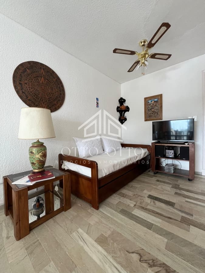 Venta apartamento un dormitorio Punta del este Roosevelt edificio Geneve