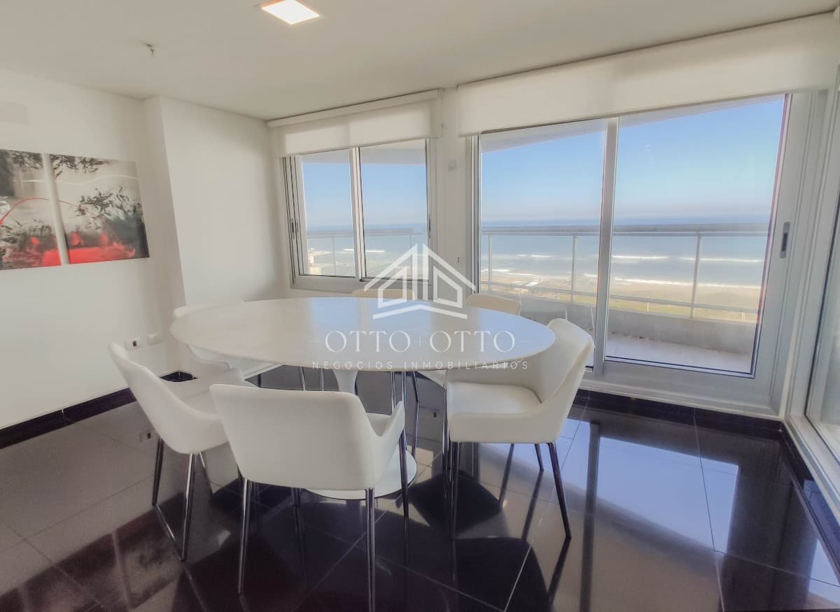 Apartamento en venta Playa Brava 3 dormitorios