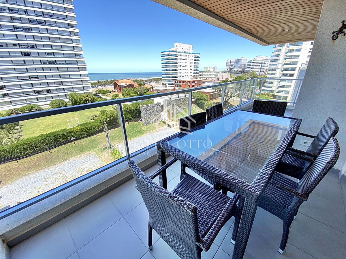 Apartamento en alquiler temporario Playa Brava 2 dormitorios