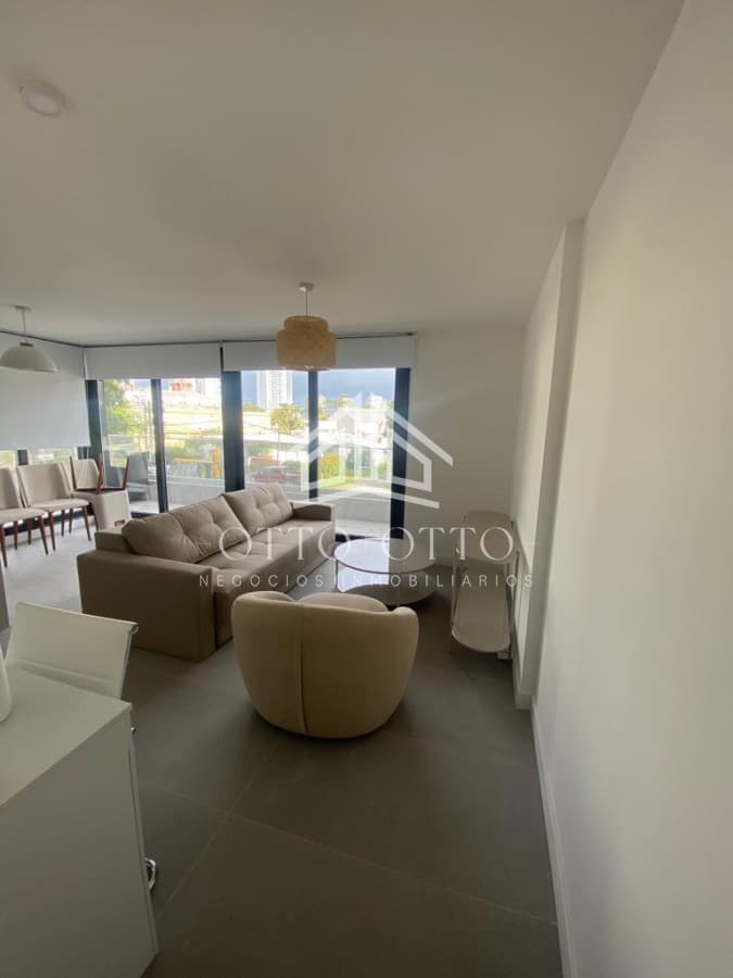Apartamento en venta, 2 dormitorios en Punta del Este