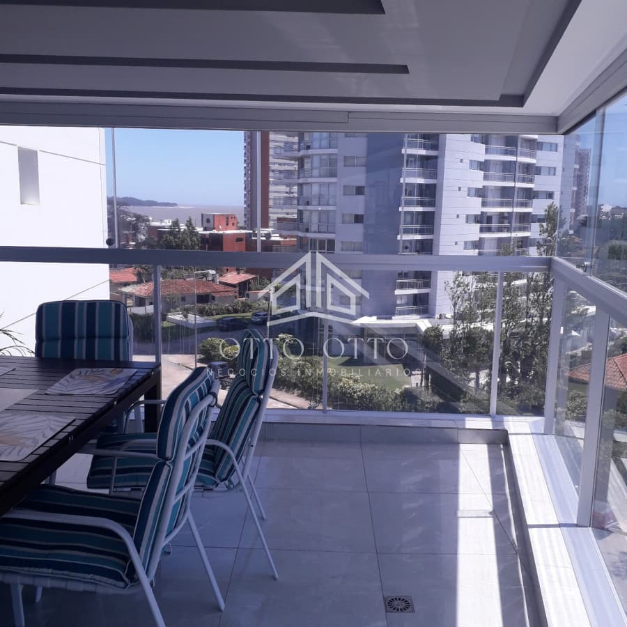 Apartamento 2 dormitorios en venta Miami Boulevar II Punta del Este con vista a Playa Mansa