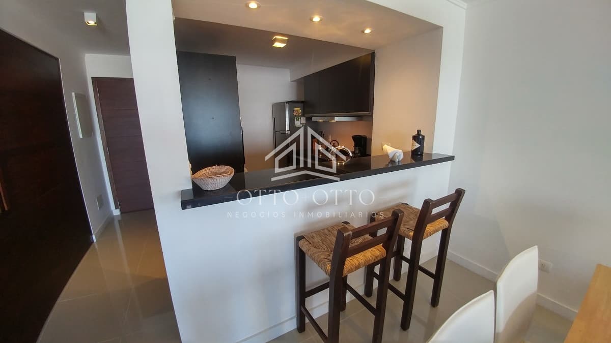 Apartamento en venta Playa Brava 2 dormitorios y medio
