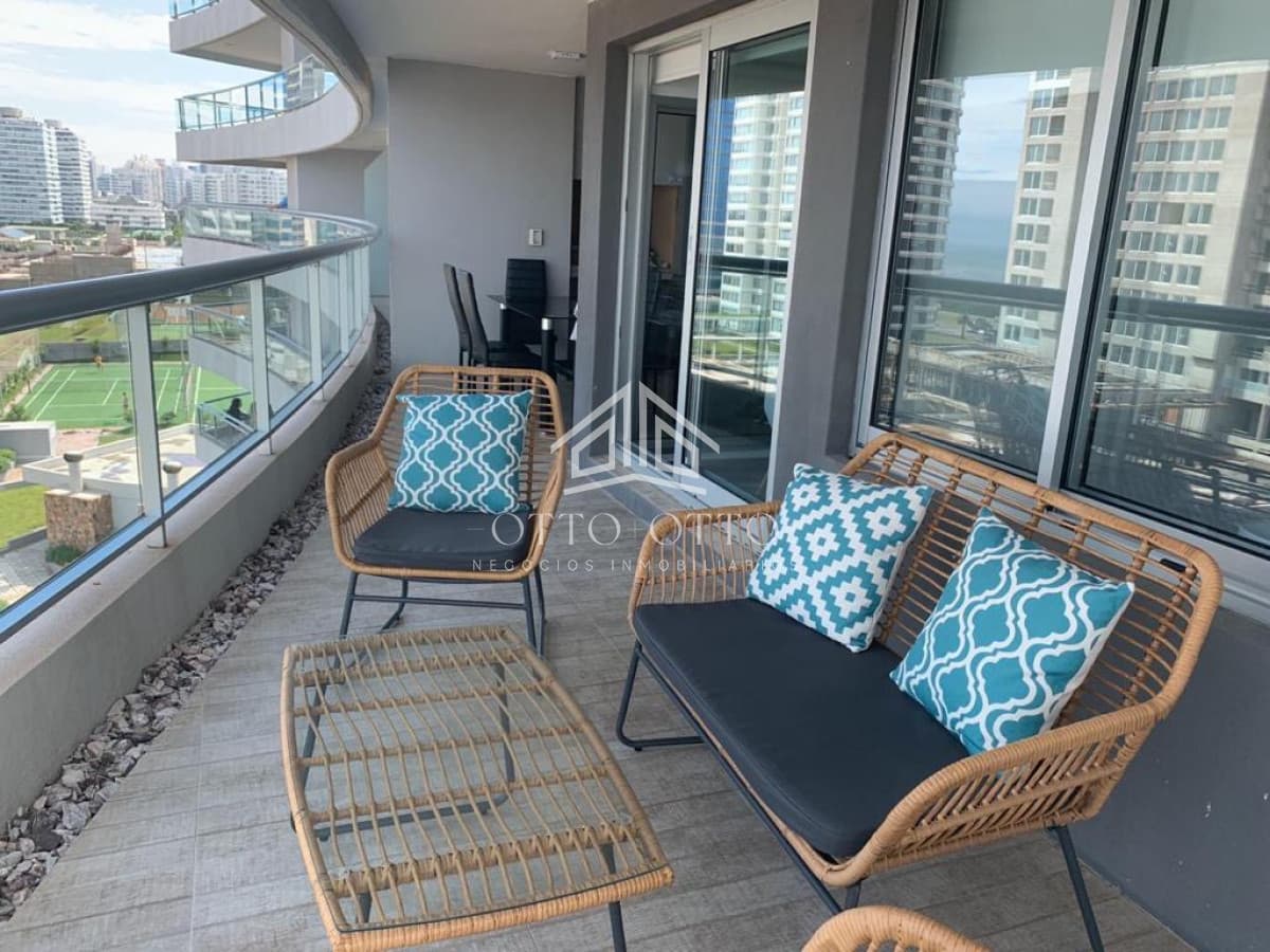 Apartamento en venta en Playa Brava, 3 dormitorios
