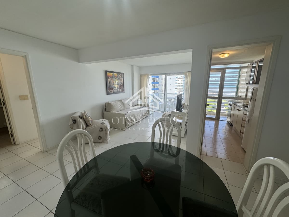 apartamento de 1 dormitorio con vista al mar
